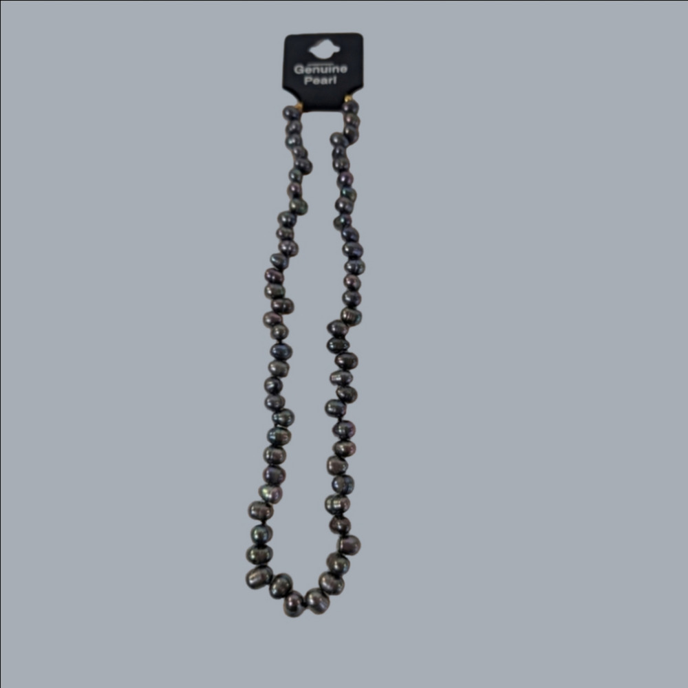 Necklace Freshwater Pearl Dyed Purple Iridescent Natural 16 Inches.